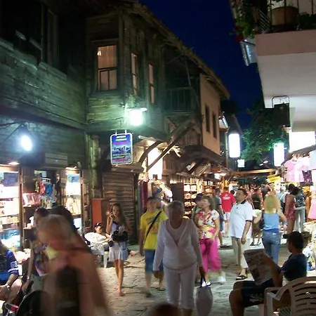Complex Apolon Νεσέμπαρ