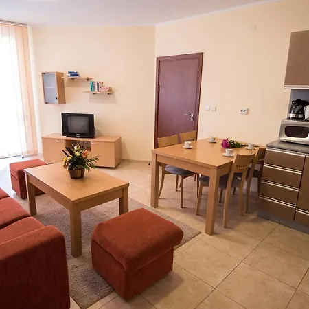 Complex Apolon Apartment Nesebar