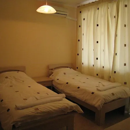 Apartment Complex Apolon *