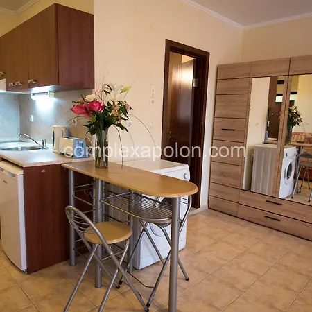 Apartment Complex Apolon *