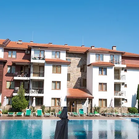 Apartment Complex Apolon *