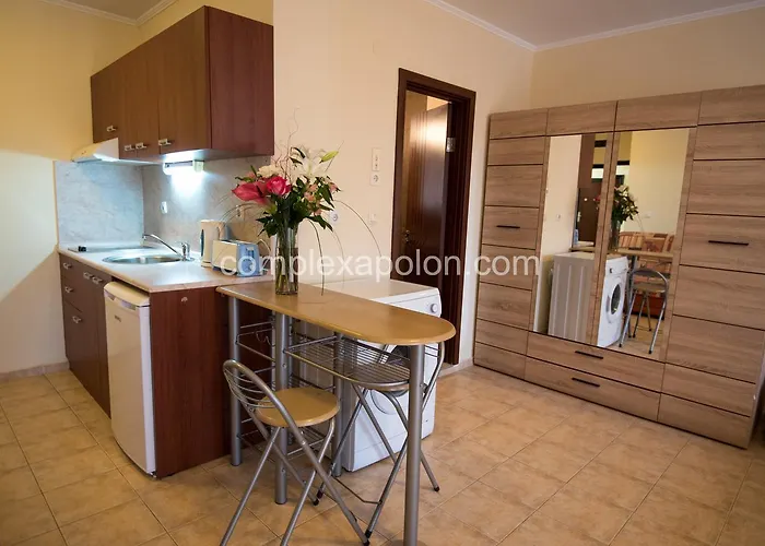 Apartment Complex Apolon *